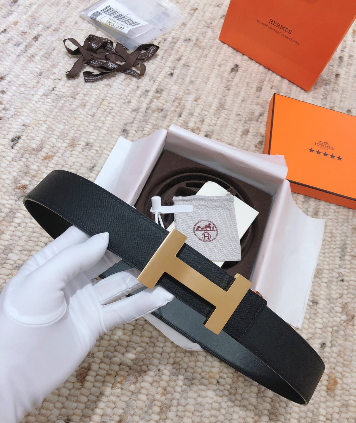 Hermés Belt Black &amp; Gold 10