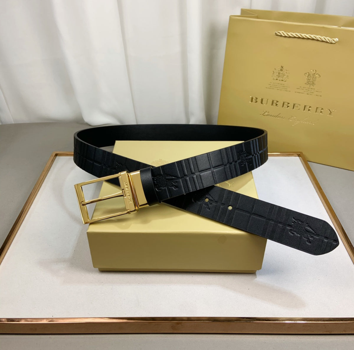 Ceinture Burberry Noir et Or 7