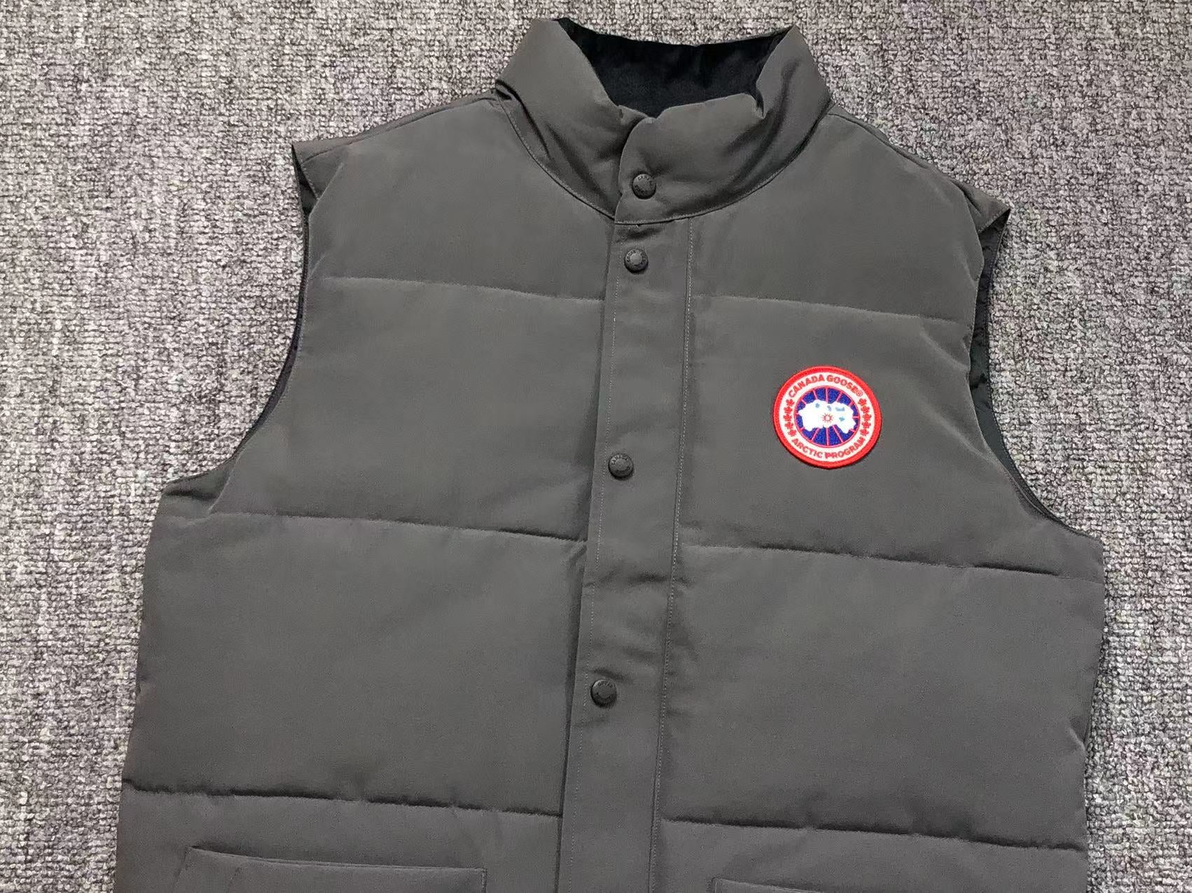 Canada Goose Weste Grau 4