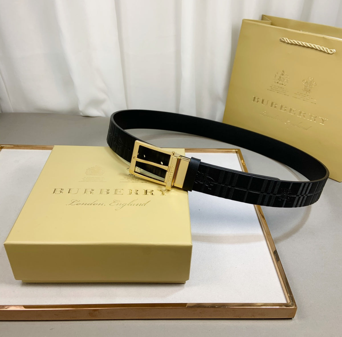 Ceinture Burberry Noir et Or 7