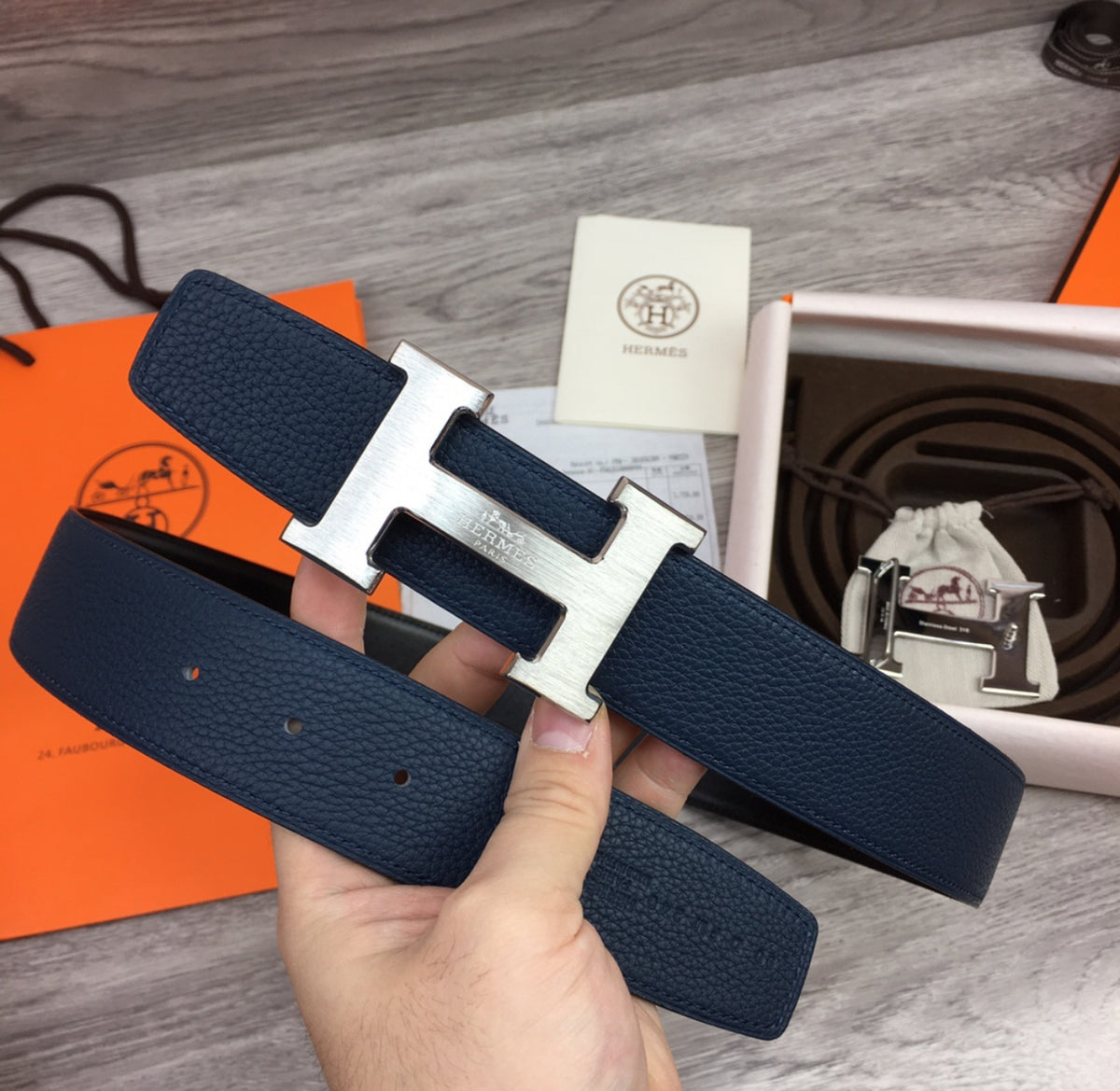 Hermés Belt Dark Blue &amp; Silver 7