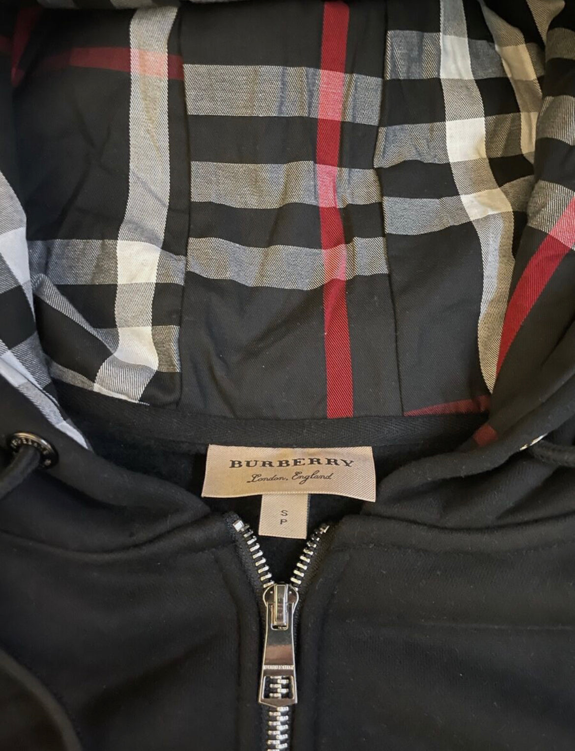 Burberry Zipper Black 3